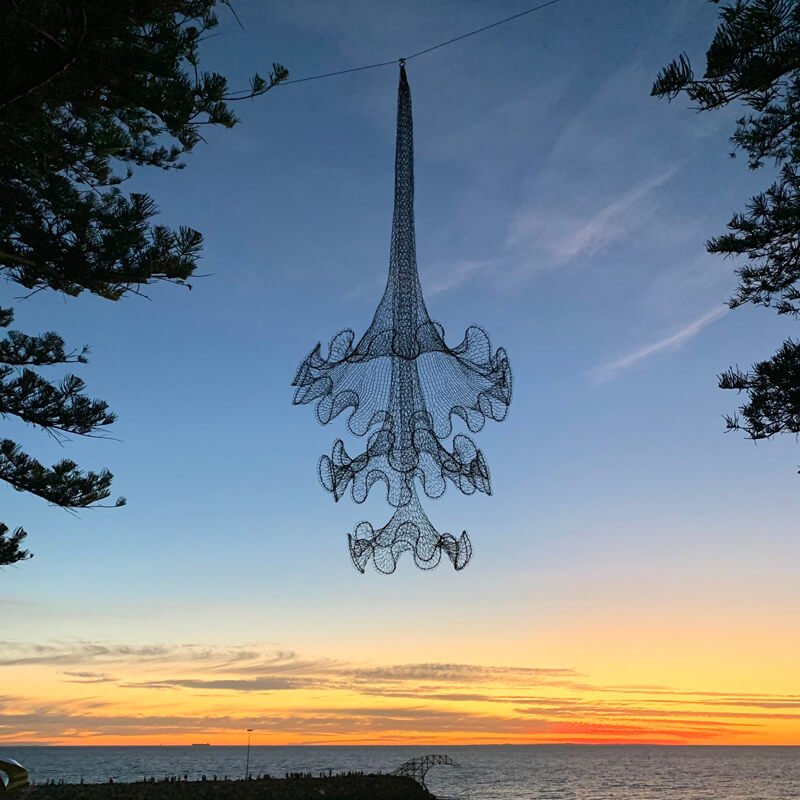 Tania Spencer Wire Sculpture in the Environment